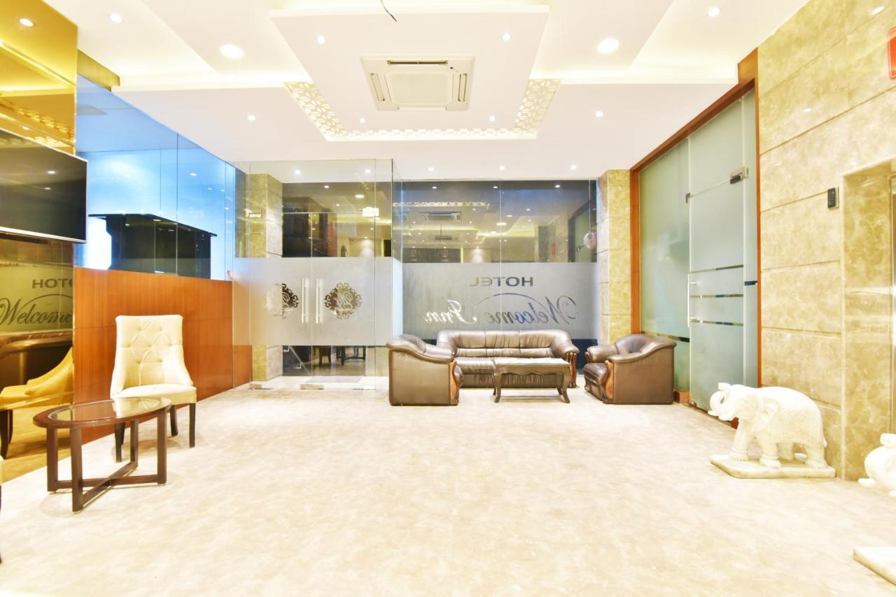 אמריצר Capital O 8510 Welcome Inn מראה חיצוני תמונה